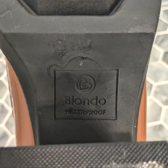 Blondo Brown Patent Leather Josie Waterproof Heeled Mule Loafer Pumps Size 9.5 - Picture 8 of 10